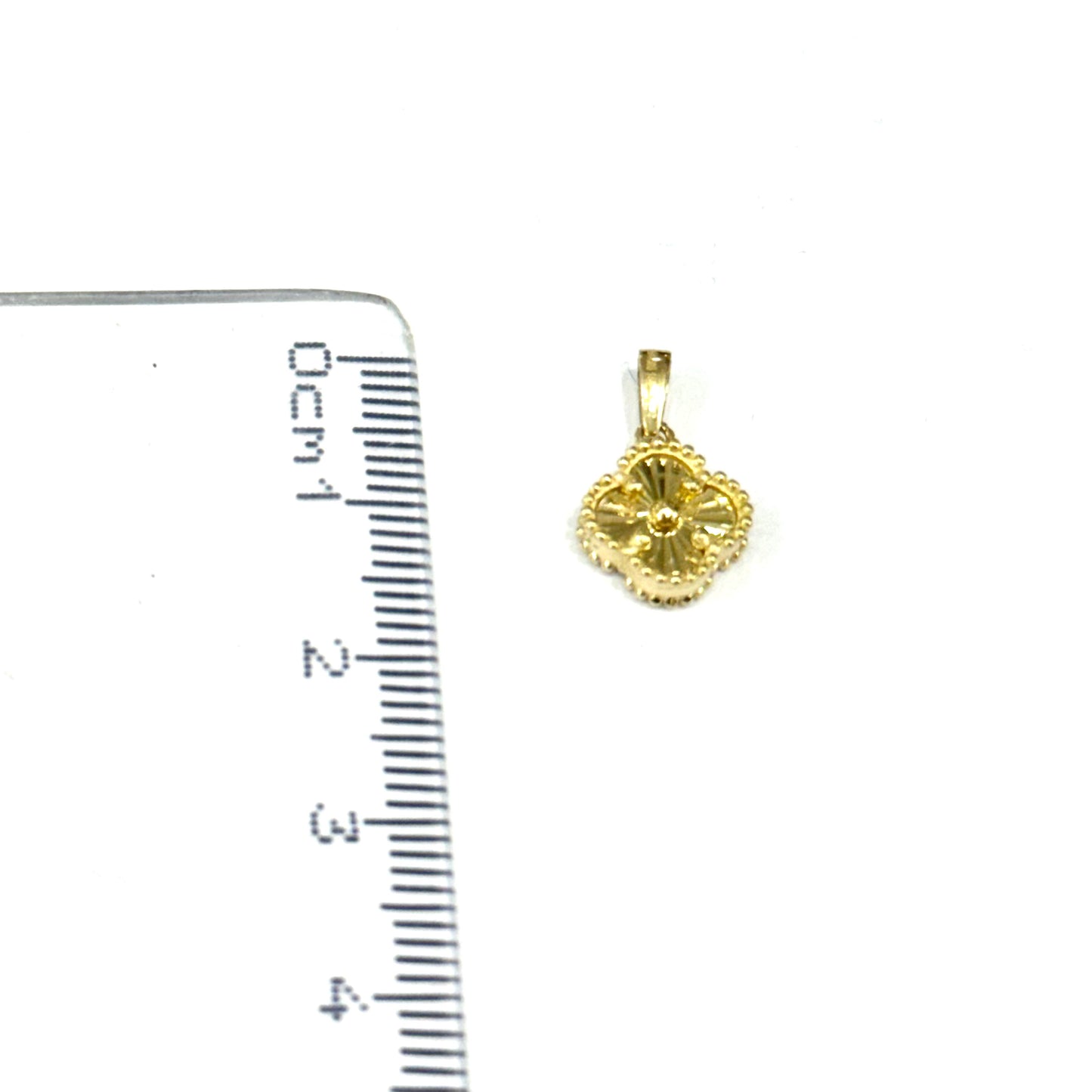 Dije Trébol mediano oro 14k