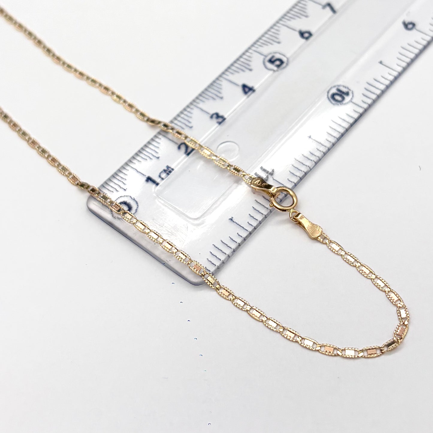 Cadena Navaja Delgada Sólida Oro 14k